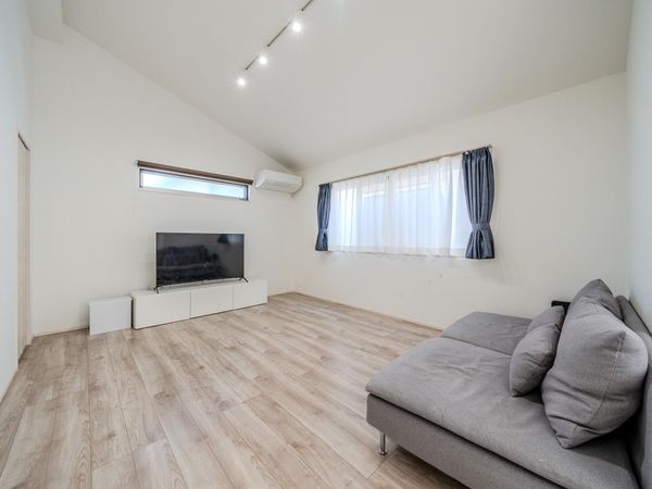 海老名市上今泉1丁目 戸建 リビング