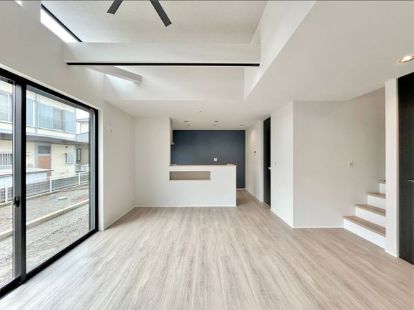 海老名市下今泉4丁目 新築戸建 B棟 リビング