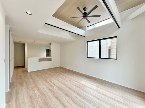 海老名市下今泉4丁目 新築戸建 C棟 リビング