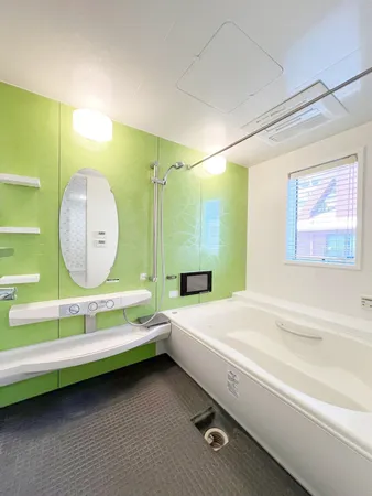 ２階浴室（TV、ジェットバス付）