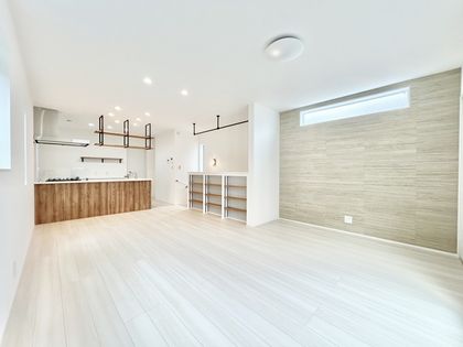 綾瀬市寺尾北3丁目 新築戸建 リビング