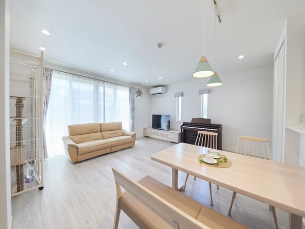 厚木市王子1丁目 戸建 リビング 厚木市王子1丁目 戸建 リビング