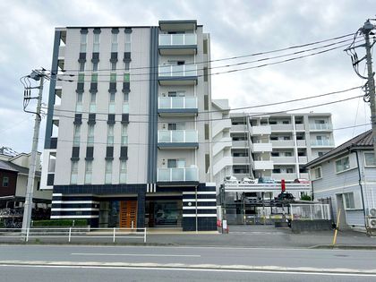 イクシア横浜いずみ中央 外観