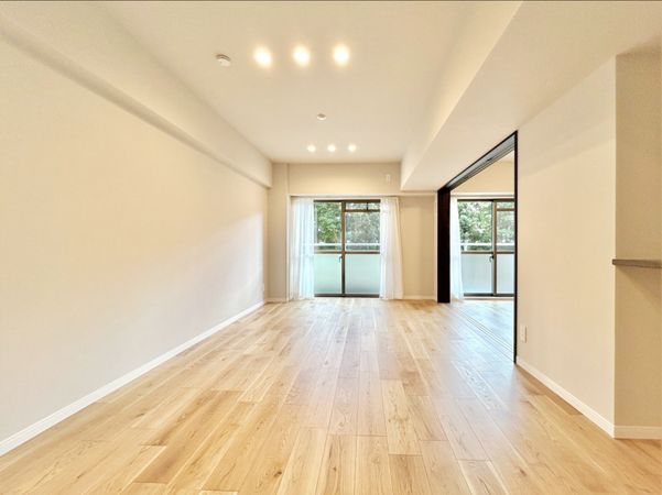 南えびな杉久保サンパルク650 A街区2号 リビング