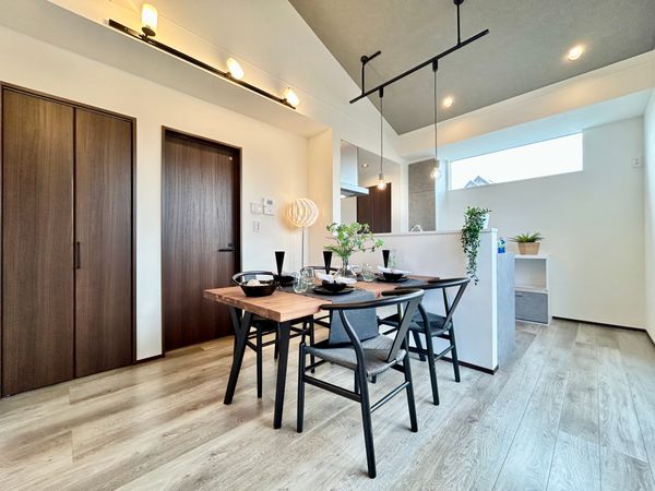 成瀬8丁目 新築戸建 リビング