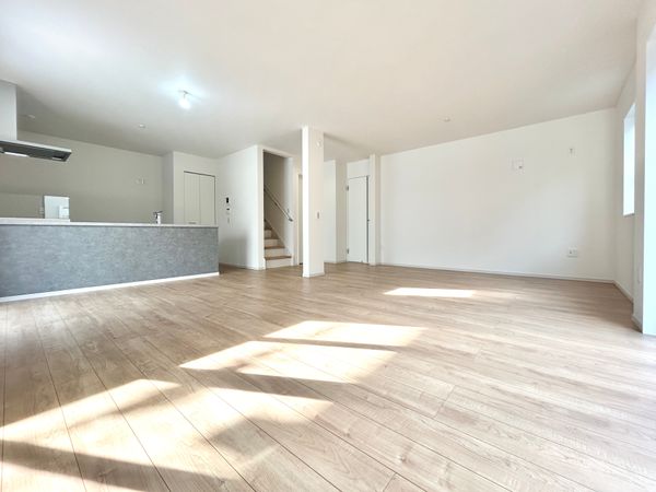 成瀬が丘3丁目 新築戸建 リビング