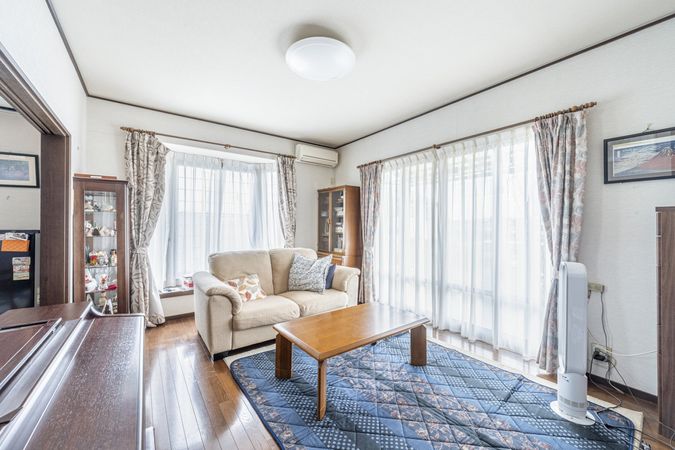 金井3丁目 戸建 リビング