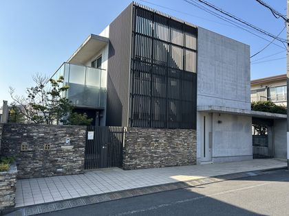 RC造バリアフリー【地下に防音完備音楽室有】戸建 外観