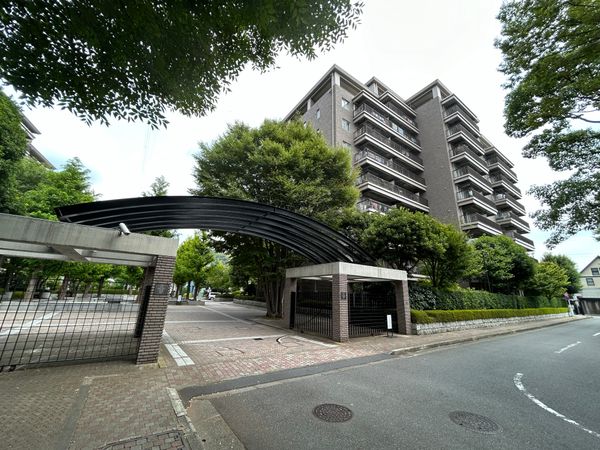 エステ・スクエア成瀬 弐番館 外観 エステ・スクエア成瀬 弐番館 外観