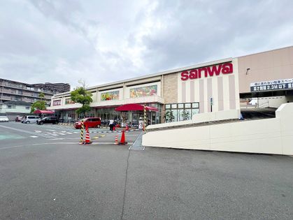 ザ・ウインベルグラン町田 sanwa上鶴間店(約330m) sanwa上鶴間店(約330m)
