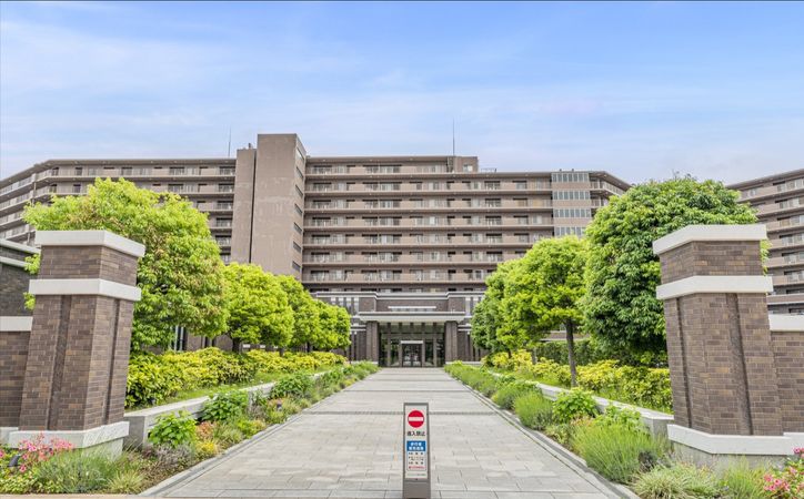 ユニヴェルシオール学園の丘 外観 ユニヴェルシオール学園の丘 外観