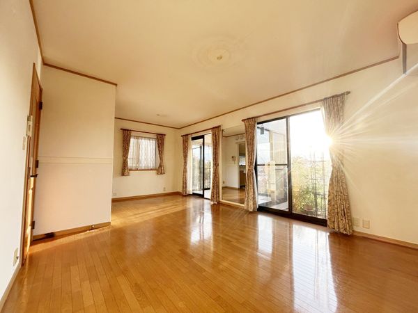 細山6丁目 戸建 リビング 細山6丁目 戸建 リビング