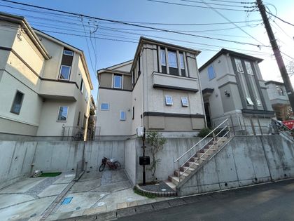 川崎市麻生区高石1丁目戸建 外観