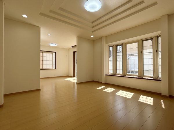 三輪緑山2丁目 中古戸建 リビング 三輪緑山2丁目 中古戸建 リビング