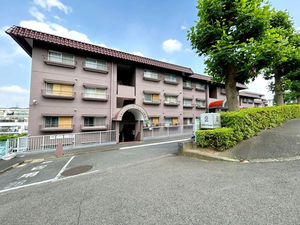朝日読売ランドマンション A棟 駐車場 朝日読売ランドマンション A棟 駐車場