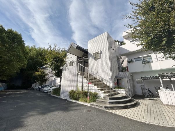 柿生ガーデンズ 外観
