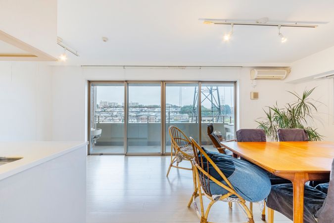 ガーデンアリーナ新百合ヶ丘 ビューコート弐番館 リビング ガーデンアリーナ新百合ヶ丘 ビューコート弐番館 リビング