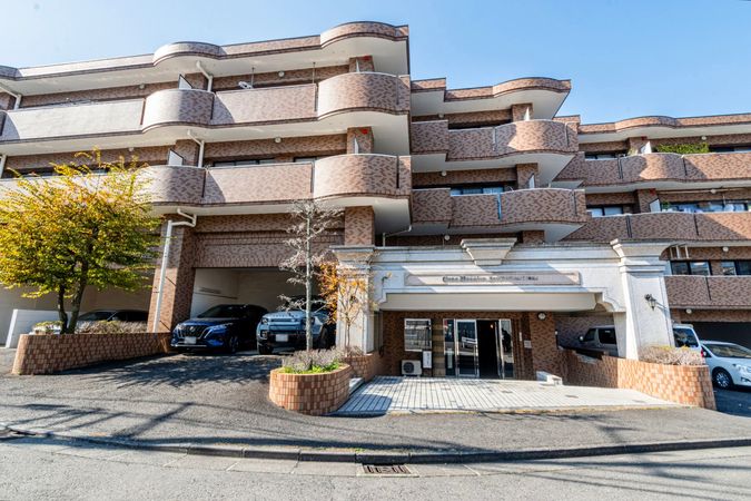 ライオンズマンション読売ランド前 外観