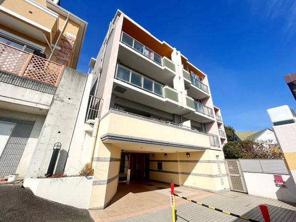 パテラ百合ヶ丘 グランアジール 外観