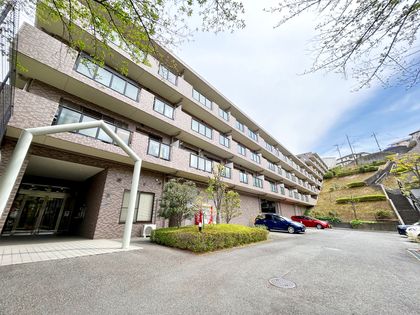 イトーピア百合ヶ丘ガーデンハイツ B棟 外観