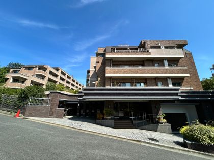 ノブレス新百合ヶ丘フォレストハウス 外観