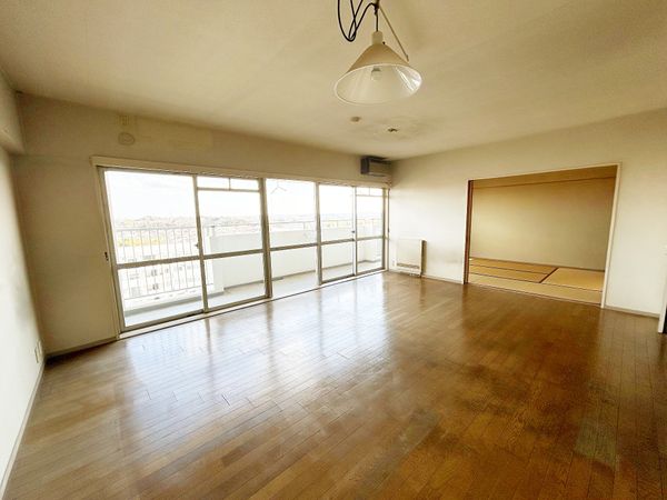 新ゆりグリーンタウンアカシア街区 7号棟 リビング 新ゆりグリーンタウンアカシア街区 7号棟 リビング