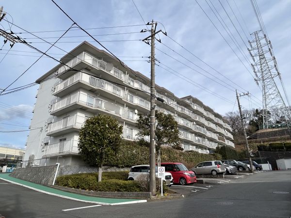 サニーハウス百合ヶ丘 1号棟 外観 サニーハウス百合ヶ丘 1号棟 外観