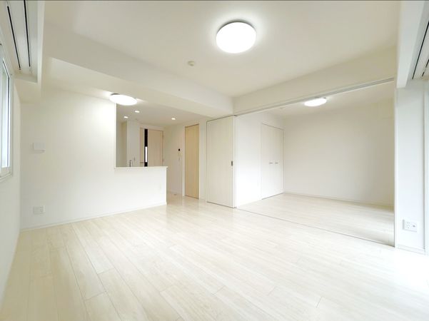 イニシア上麻生 リビング イニシア上麻生 リビング