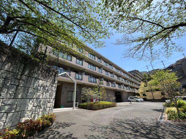 イトーピア百合ヶ丘ガーデンハイツ B棟 外観 イトーピア百合ヶ丘ガーデンハイツ B棟 外観