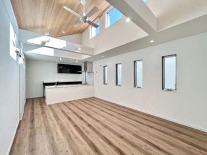 三田一丁目 戸建 リビング