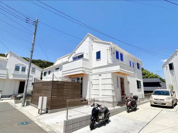 菅仙谷1丁目 築浅注文住宅 外観