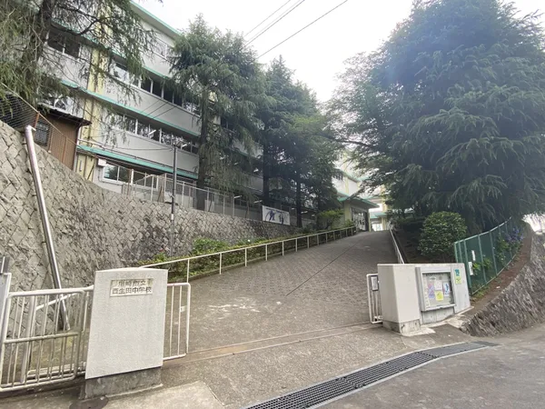 徒歩7分