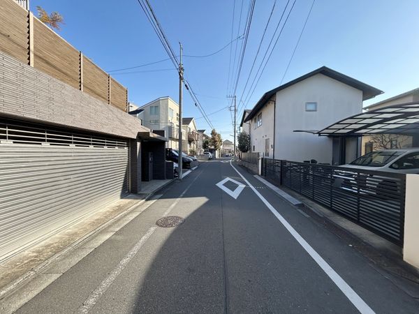 赤堤1丁目 戸建 前面道路含む外観