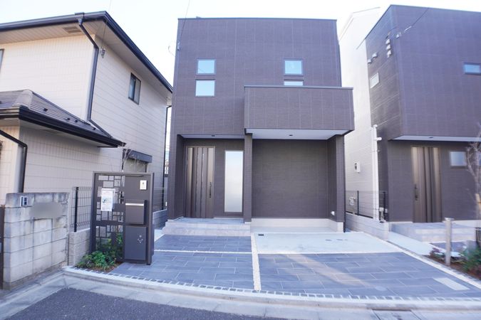 船橋4丁目 新築戸建 駐車場 船橋4丁目 新築戸建 駐車場