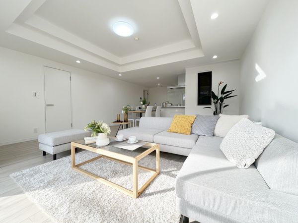 オリエントロイヤルハウス経堂 リビング