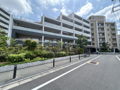 ヴィークグラン世田谷千歳船橋 さくらガーデン 外観