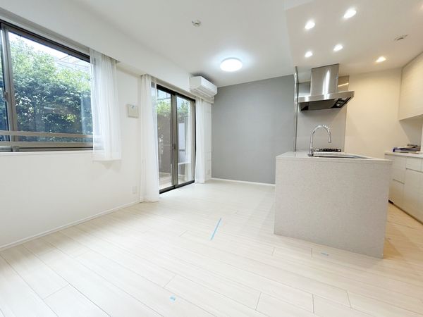 トワイズ成城 リビング