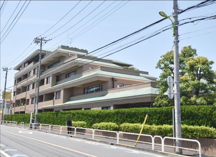 オリエントロイヤルハウス経堂 外観