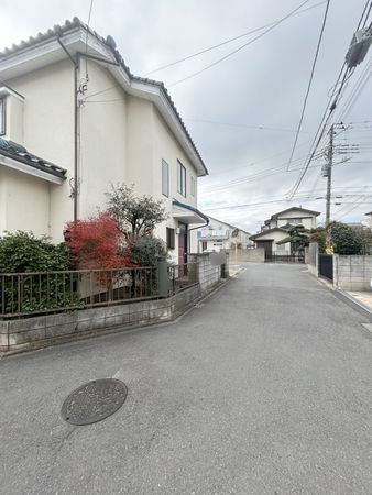 猪方3丁目 土地 前面道路含む外観 猪方3丁目 土地 前面道路含む外観