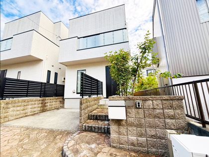 狛江市中和泉4丁目 戸建 外観