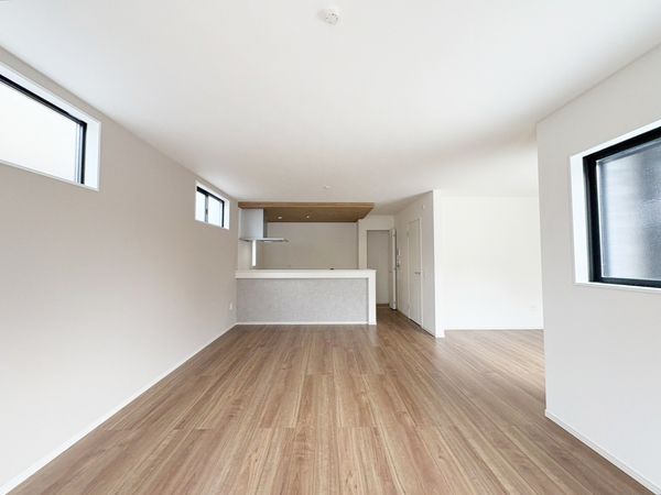 駒井町3丁目 新築戸建 リビング