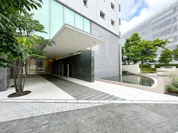 イニシア千住曙町 エントランス