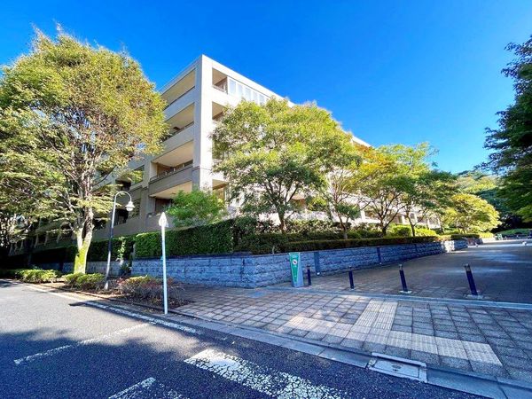 パークシティ成城 B棟 外観 パークシティ成城 B棟 外観