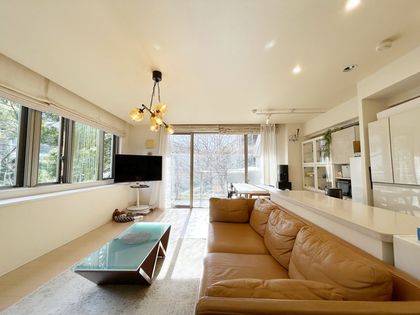 パークシティ成城 Aコート リビング