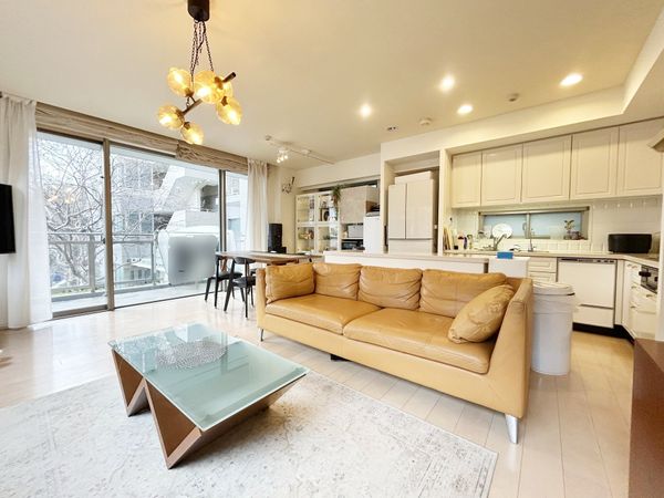 パークシティ成城 Aコート リビング