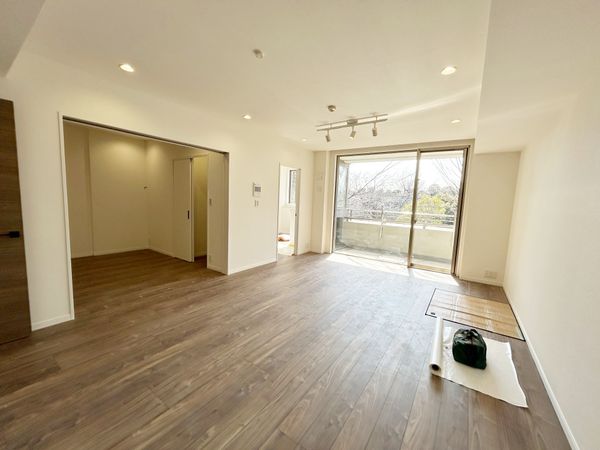 パークシティ成城 Bコート リビング パークシティ成城 Bコート リビング