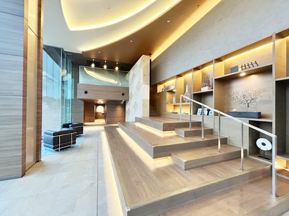 プレミスト上麻生 エントランス