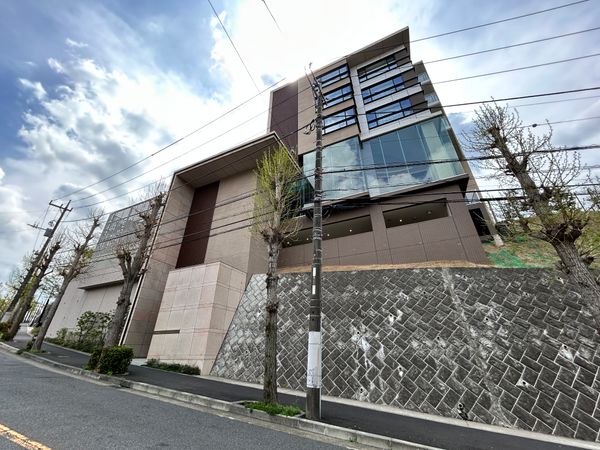 プレミスト上麻生 外観