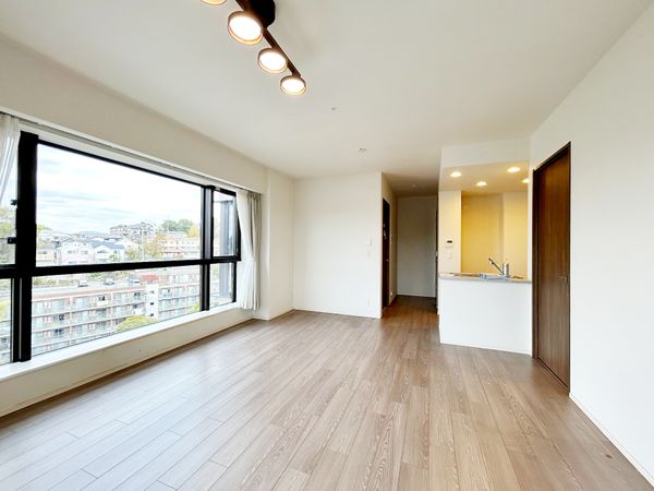 プレミスト上麻生 リビング