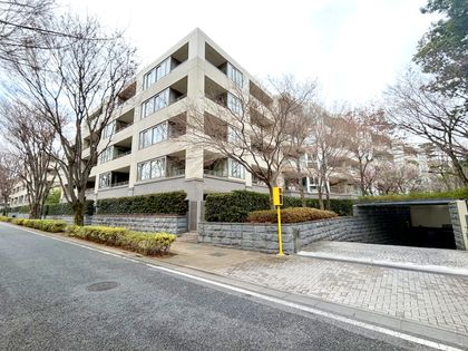 パークシティ成城 E棟 外観